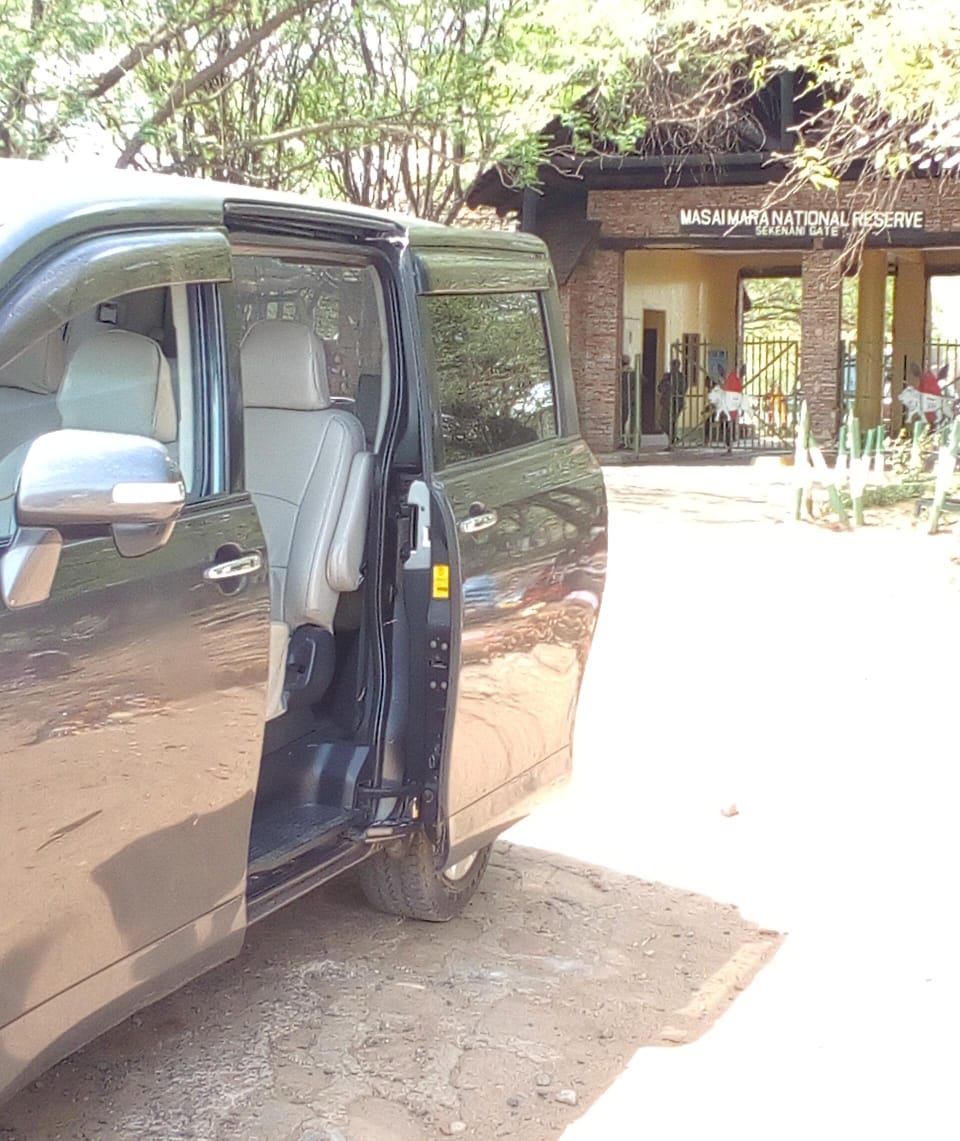 transport from nairobi to sekenani gate masai mara